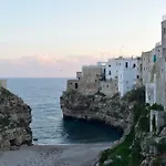 Il Vicoletto بولينيانو آ ماري